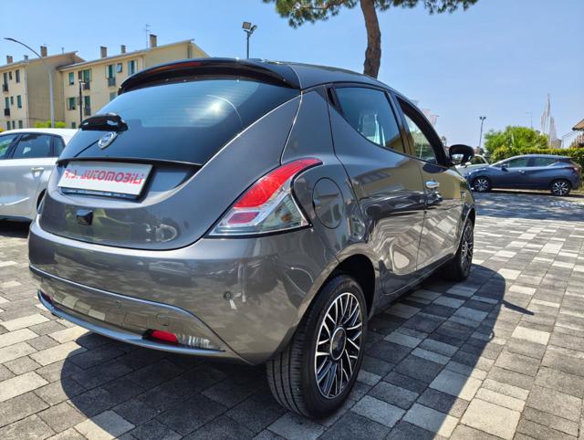 LANCIA Ypsilon usata, con Airbag Passeggero
