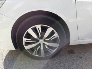 PEUGEOT 208 usata, con Cruise Control