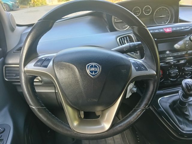 LANCIA Ypsilon usata, con Controllo trazione