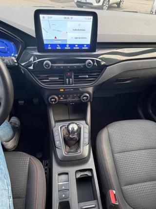 FORD Kuga usata, con Bracciolo