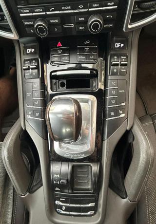 PORSCHE Cayenne usata, con Controllo vocale