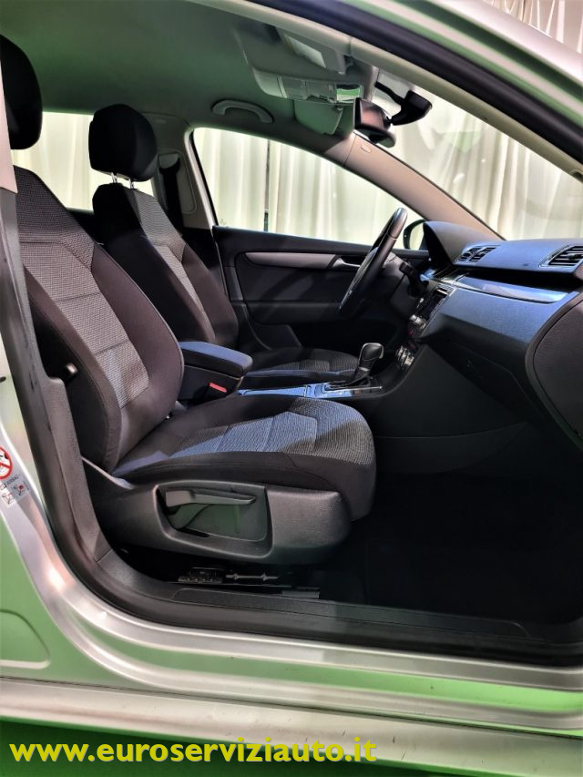 VOLKSWAGEN Passat usata 49