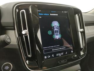 VOLVO XC40 usata, con Touch screen