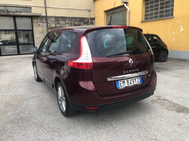 RENAULT Scenic usata, con Cerchi in lega