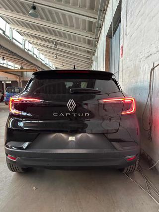 RENAULT Captur usata, con Touch screen
