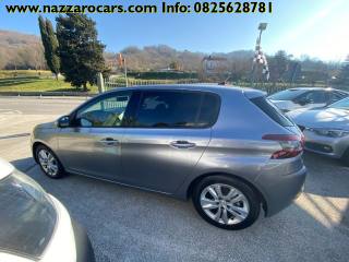 PEUGEOT 308 usata, con Volante in pelle