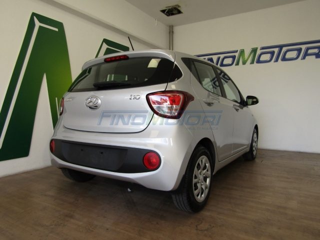 HYUNDAI i10 usata, con USB