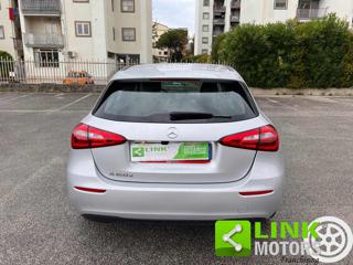 MERCEDES-BENZ A 160 usata, con Alzacristalli elettrici