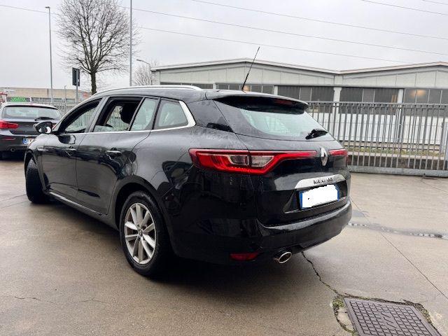 RENAULT Megane usata, con Airbag