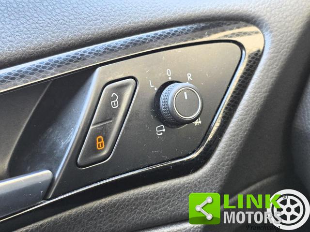 VOLKSWAGEN Golf usata, con Sedile posteriore sdoppiato