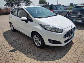 FORD Fiesta usata, con Autoradio