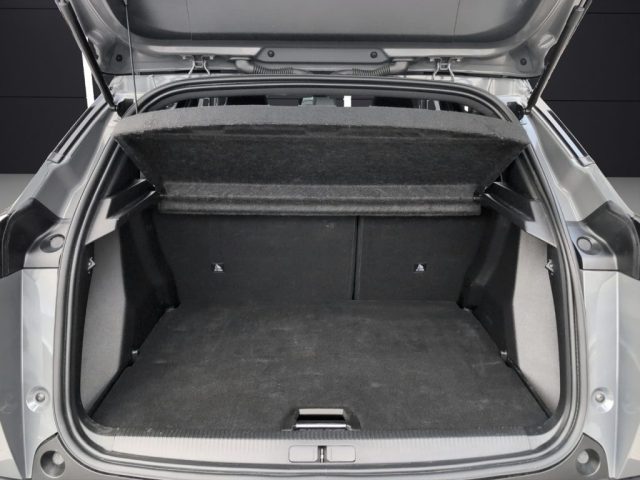 PEUGEOT 2008 usata, con Boardcomputer