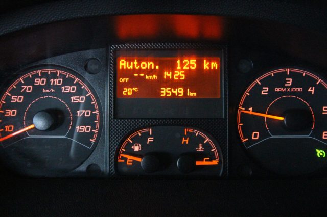 PEUGEOT Boxer usata, con Controllo automatico clima
