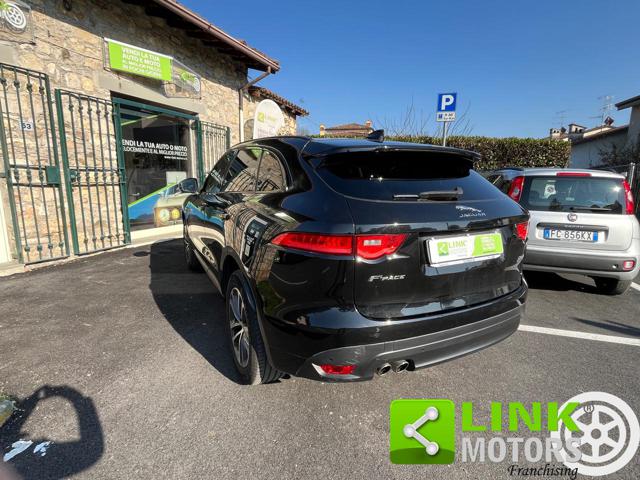 JAGUAR F-Pace usata, con Sensori di parcheggio posteriori