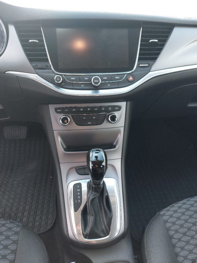 OPEL Astra usata, con Climatizzatore