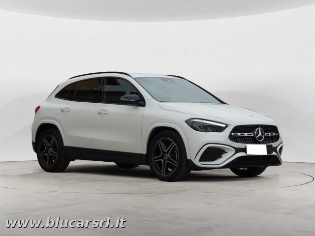 MERCEDES-BENZ GLA 200 usata, con Airbag