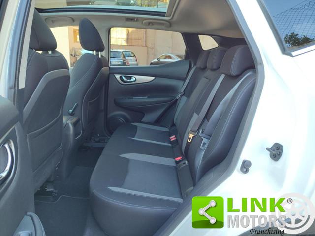 NISSAN Qashqai usata, con Luci diurne LED