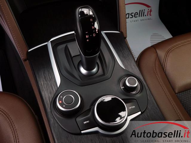 ALFA ROMEO Stelvio usata, con Boardcomputer