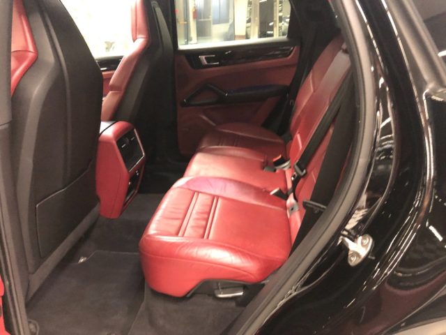 PORSCHE Cayenne usata, con Interni in pelle
