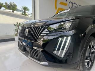 PEUGEOT 2008 usata, con Autoradio