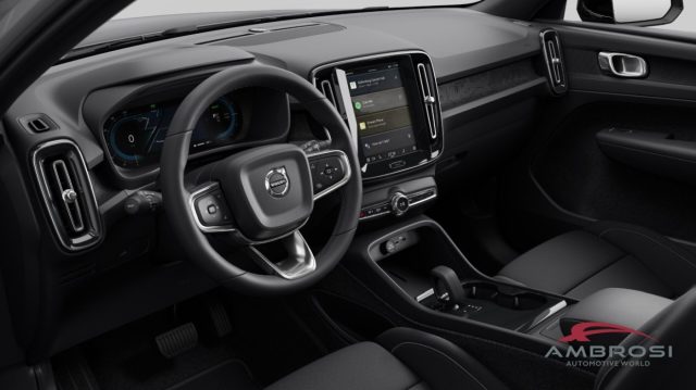 VOLVO XC40 usata 8