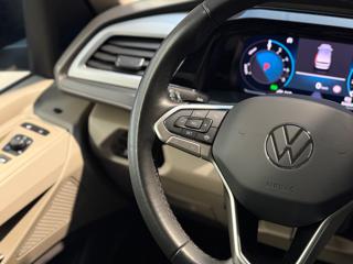 VOLKSWAGEN Multivan usata, con ESP