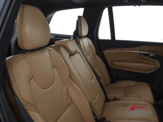 VOLVO XC90 usata 10