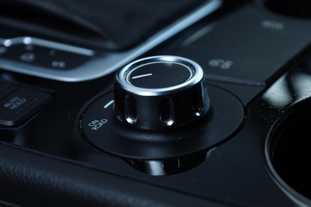 VOLKSWAGEN Touareg usata, con Cruise Control