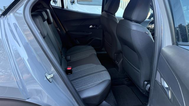 PEUGEOT 2008 usata, con Park Distance Control