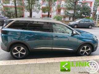 PEUGEOT 5008 usata, con Sedili riscaldati