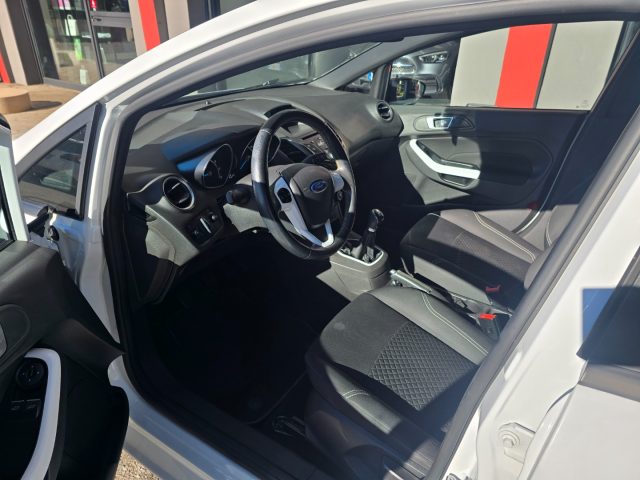 FORD Fiesta usata, con Servosterzo