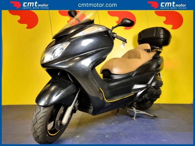 YAMAHA Majesty 400 usata 1