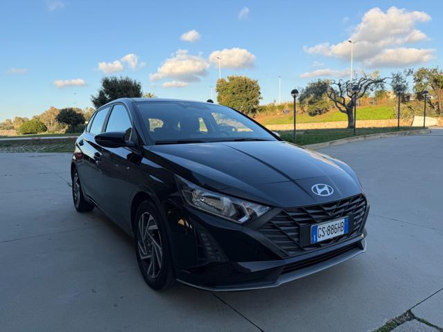 HYUNDAI i20 usata, con Luce d