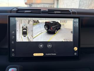 LAND ROVER Defender usata, con Bracciolo