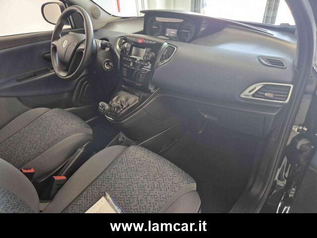 LANCIA Ypsilon usata, con Volante multifunzione