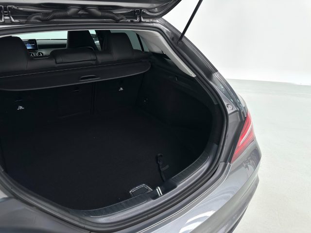 MERCEDES-BENZ CLA 200 usata, con Fendinebbia