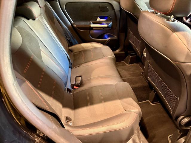 MERCEDES-BENZ GLA 200 usata, con Sedili riscaldati