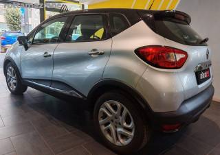RENAULT Captur usata, con Autoradio