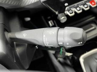 PEUGEOT 2008 usata 26