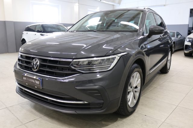VOLKSWAGEN Tiguan usata, con Airbag laterali