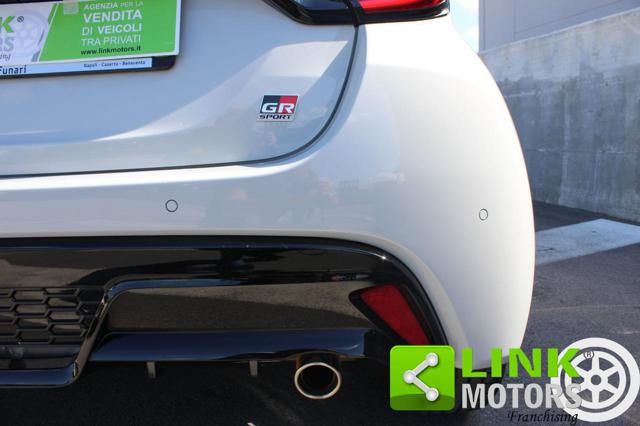 TOYOTA Yaris usata, con Cerchi in lega