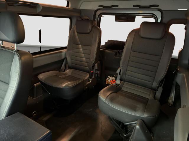 LAND ROVER Defender usata 13
