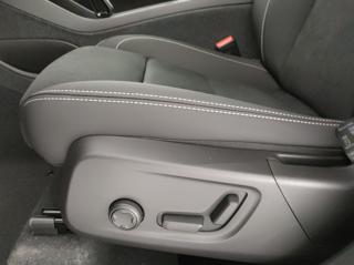 VOLVO XC40 usata, con Regolazione elettrica sedili