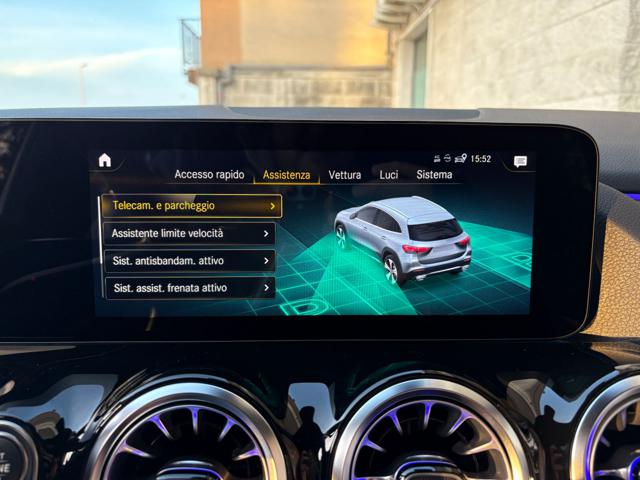 MERCEDES-BENZ GLA 200 usata, con Touch screen