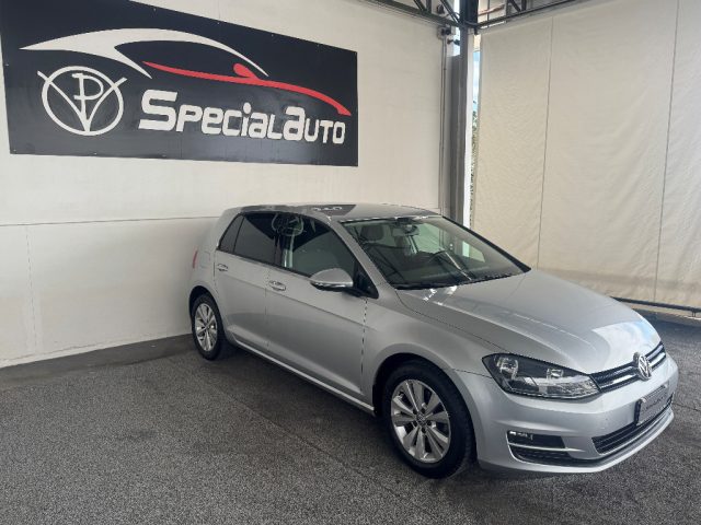 VOLKSWAGEN Golf usata, con Airbag