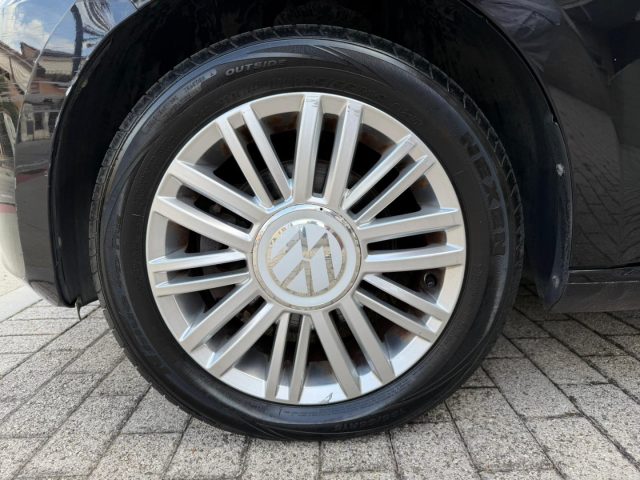 VOLKSWAGEN up! usata 15