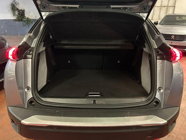 PEUGEOT 2008 usata, con Sistema di navigazione