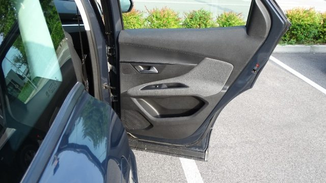 PEUGEOT 3008 usata 52