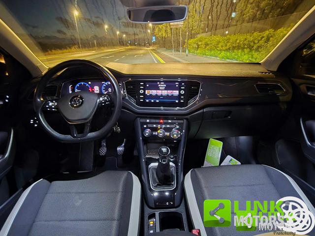 VOLKSWAGEN T-Roc usata, con Apple CarPlay