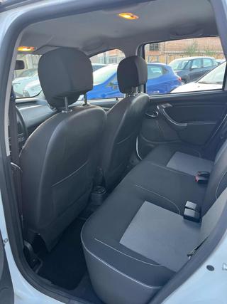 DACIA Duster usata 12